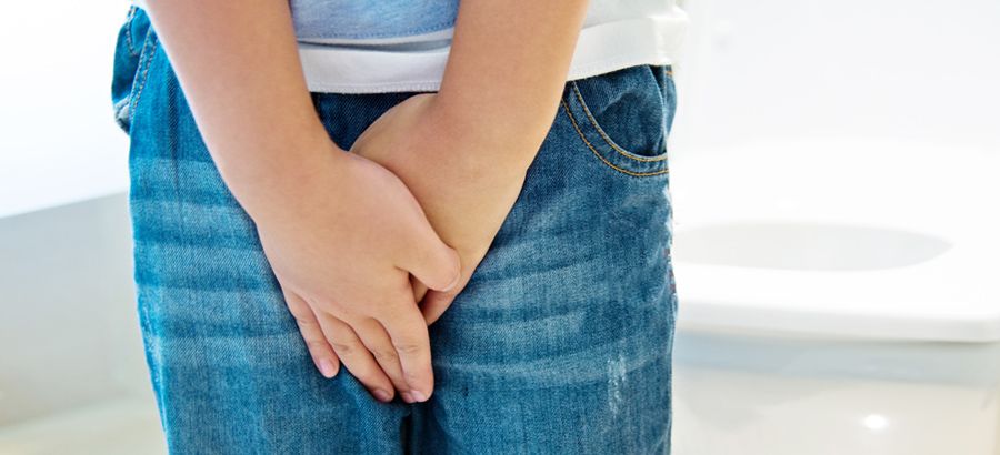 Iván Povo Urólogo. Especialidad en Urología Infantil: Fimosis y adherencias balanoprepuciales